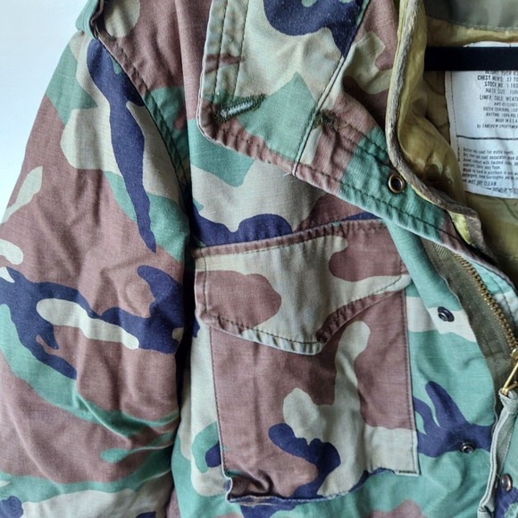 Men's Camouflage Coat SZ M Hunting Military Field Jacket With Liner Cold Weather - Picture 5 of 16